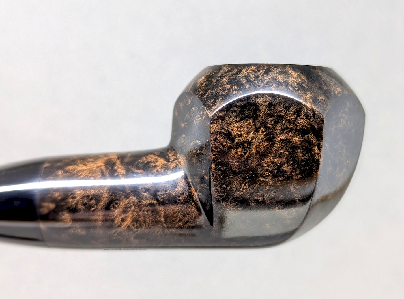 trever-talbert-ligne-bretagne-2603lb-pipe-bruy-re-facett-e-fonc-e image 2