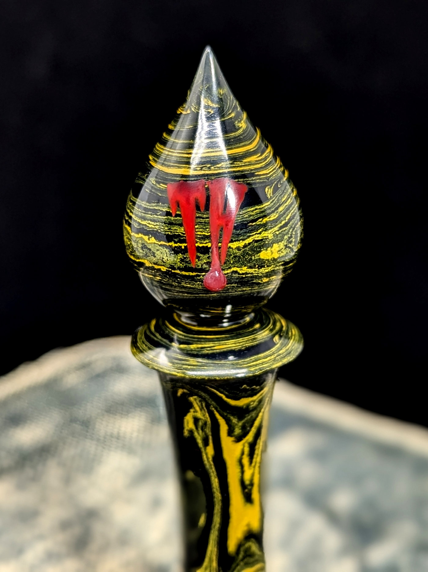 trever-talbert-tampers-bourre-pipe-halloween-laiton-bonite image 6