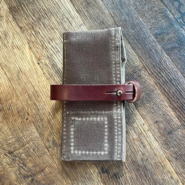 briarworks-bradley-mountain-trousse-pipe-toile-marron image 1