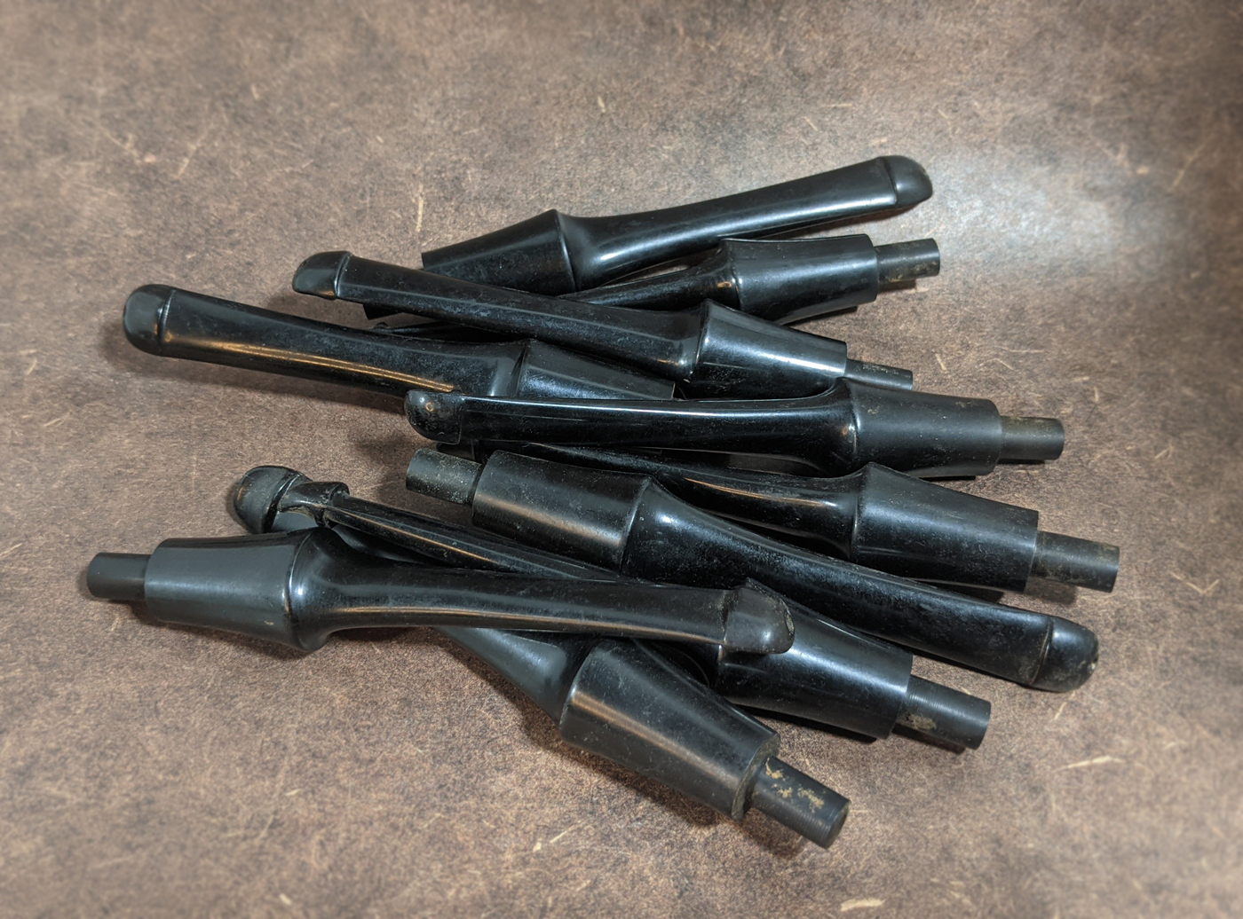 trever-talbert-stems-tuyau-pipe-p-lip-large-lot-10-brut image 1