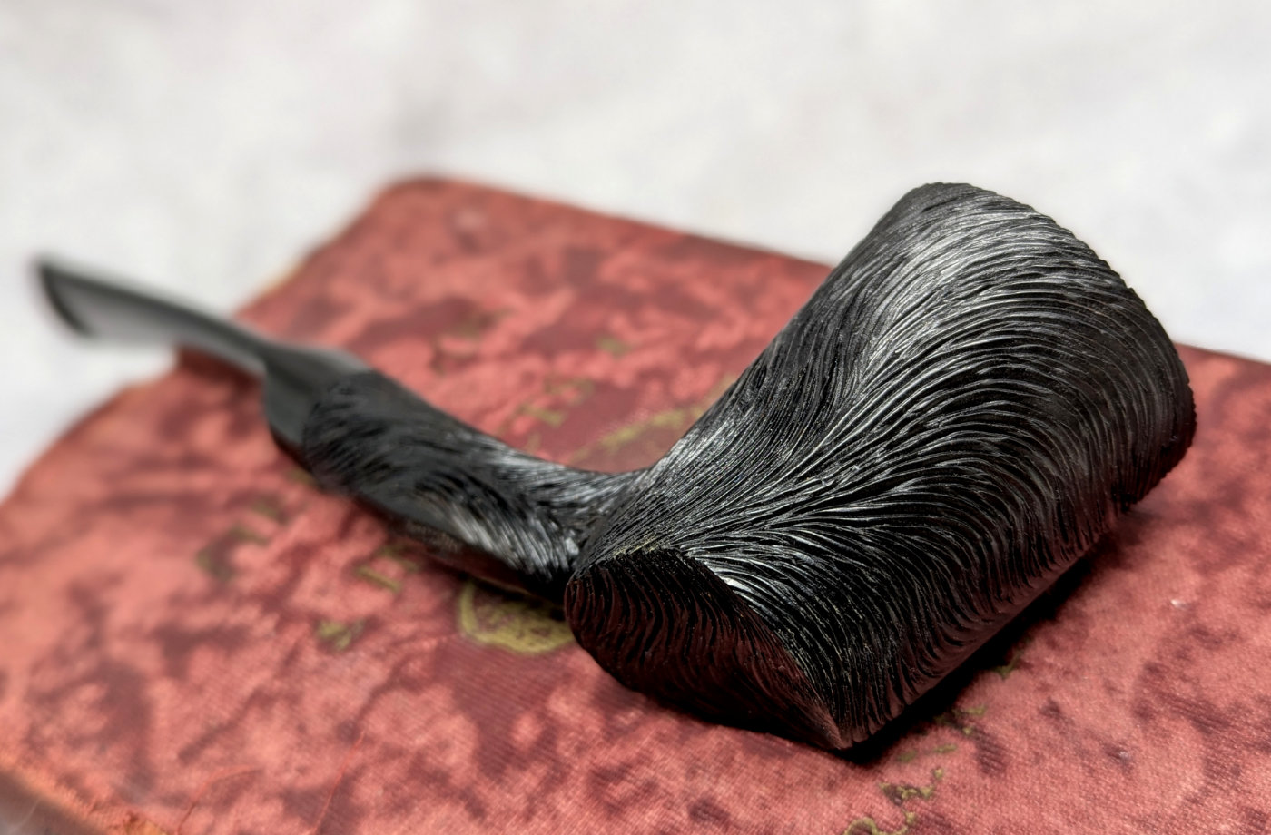 trever-talbert-collector-pipe-bruy-re-25c1lb-alg-rienne image 5