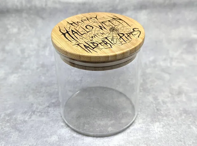 trever-talbert-halloween-humidor-bo-te-tabac-grav-e image 1