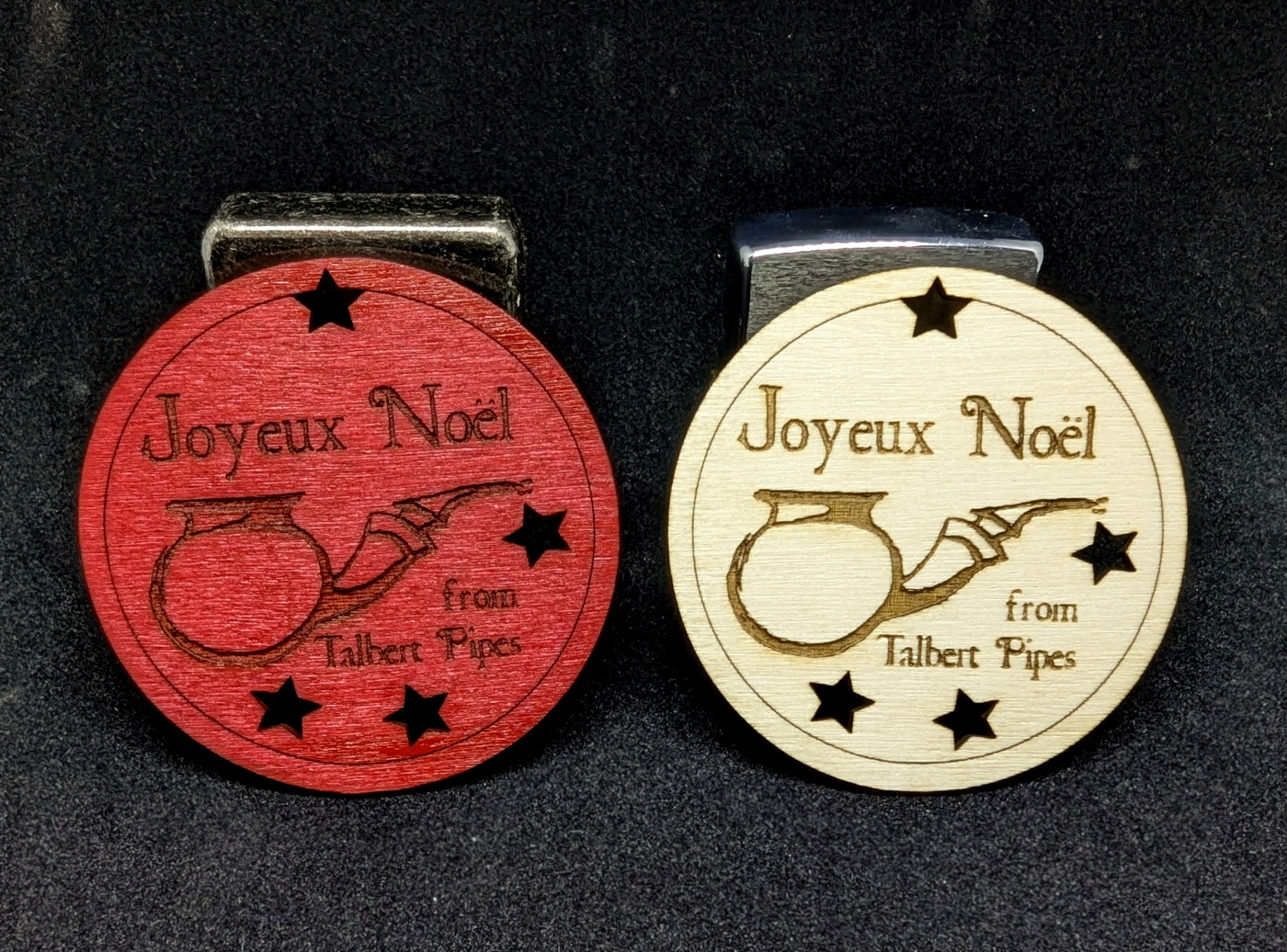 trever-talbert-wood-ornaments-d-co-no-l-bois-pipe-rouge image 1