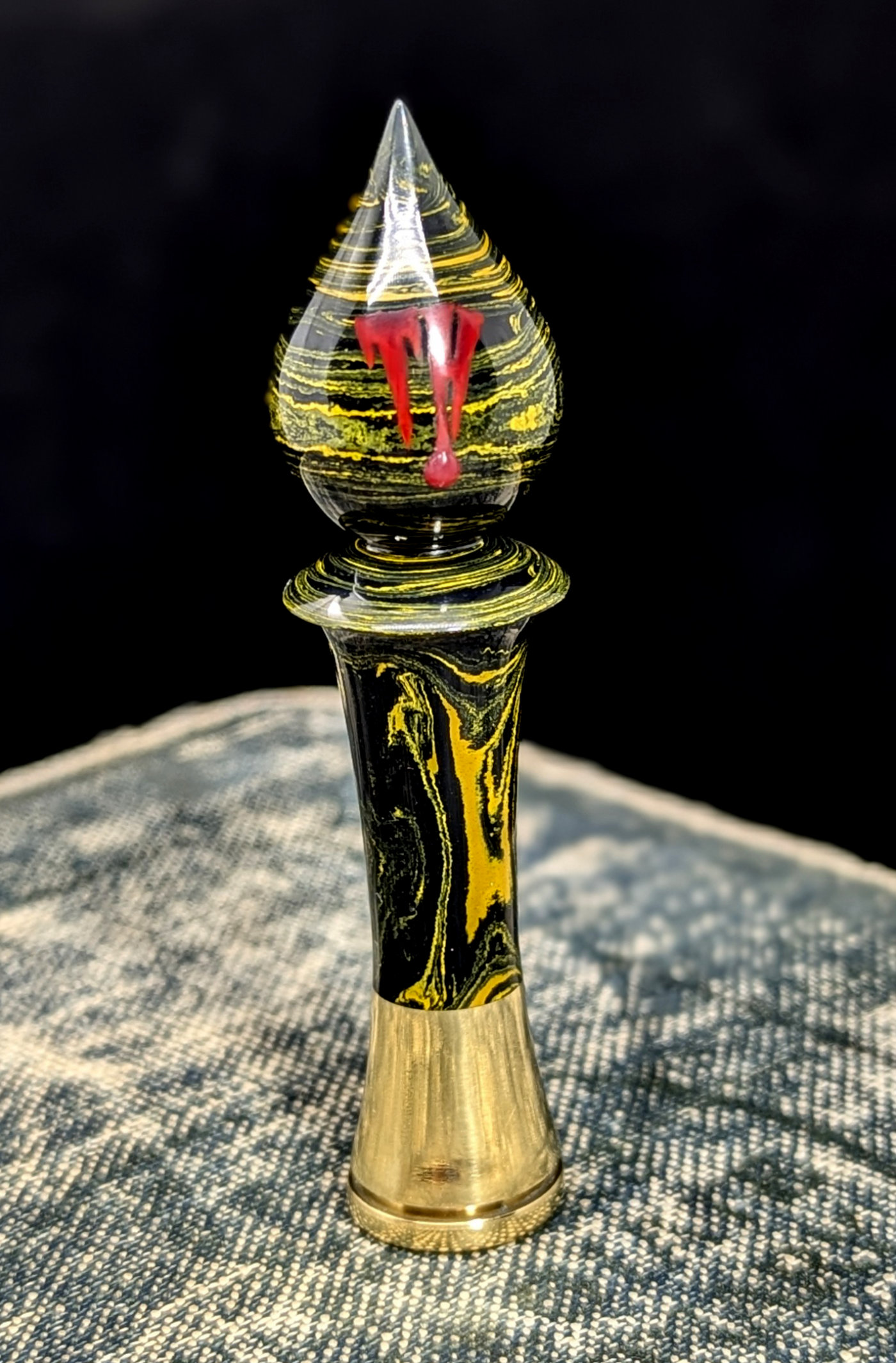 trever-talbert-tampers-bourre-pipe-halloween-laiton-bonite image 8
