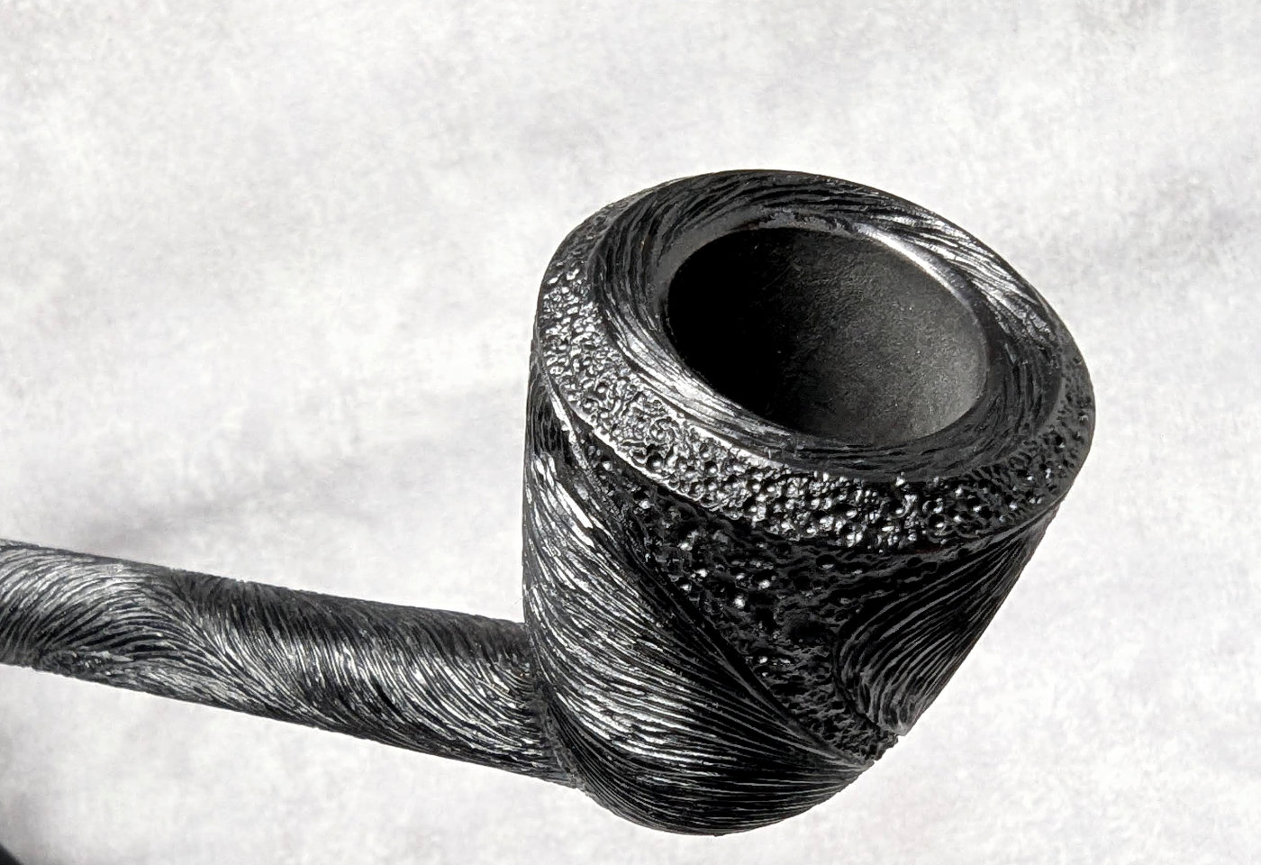 trever-talbert-ligne-bretagne-collector-25c2lb-pipe image 3