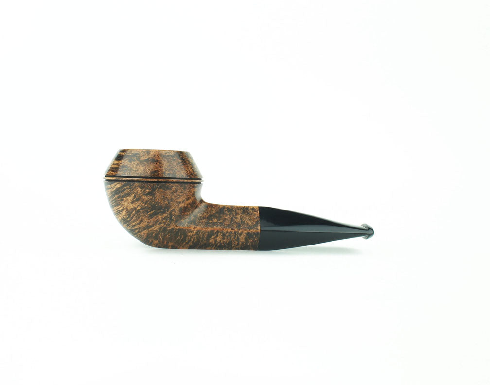 briarworks-classic-c53-pipe-tabac-bulldog-droite-rustiqu-e-fonc-e image 5