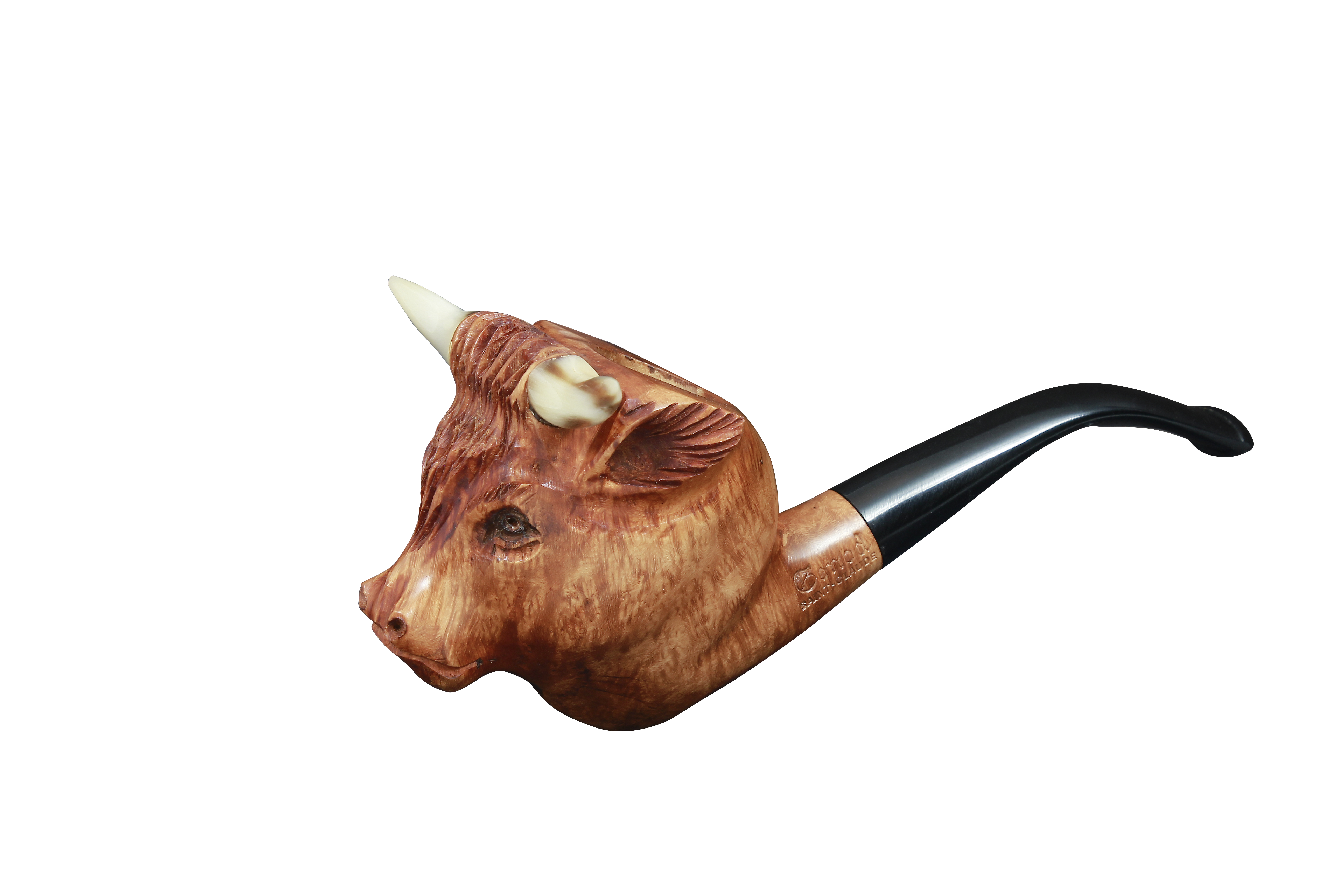 vincent-genod-taureau-pipe-courbe-bruy-re-sculpt-e-t-te-taureau image 2