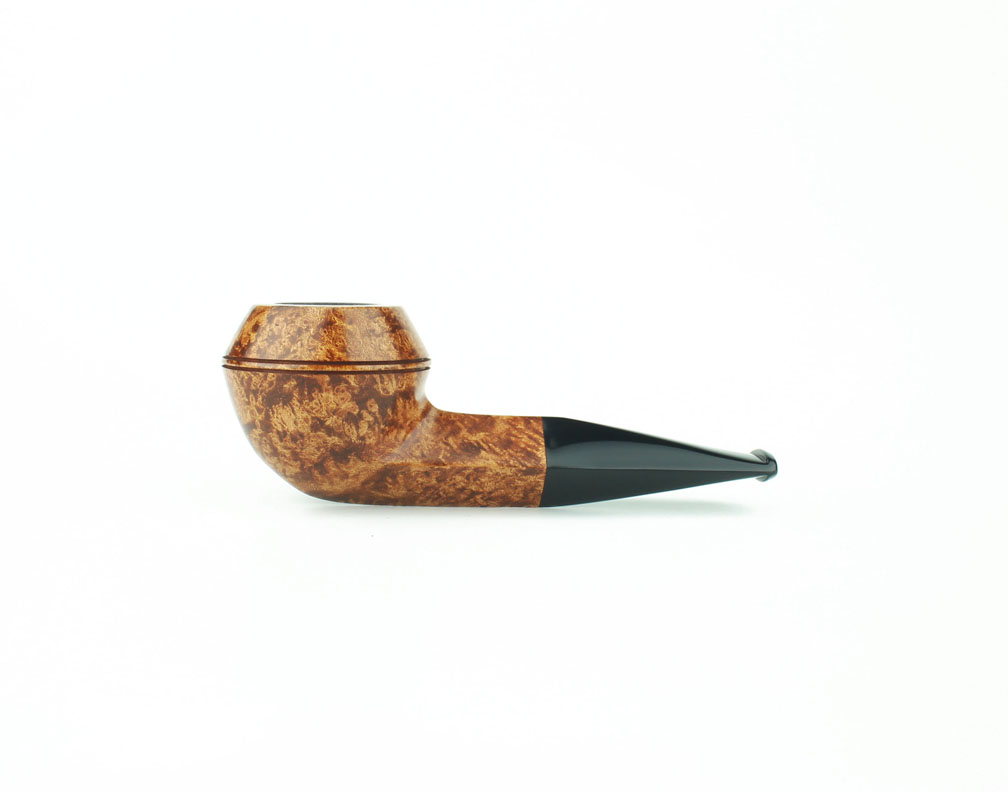 briarworks-classic-c53-pipe-tabac-bulldog-droite-rustiqu-e-fonc-e image 6