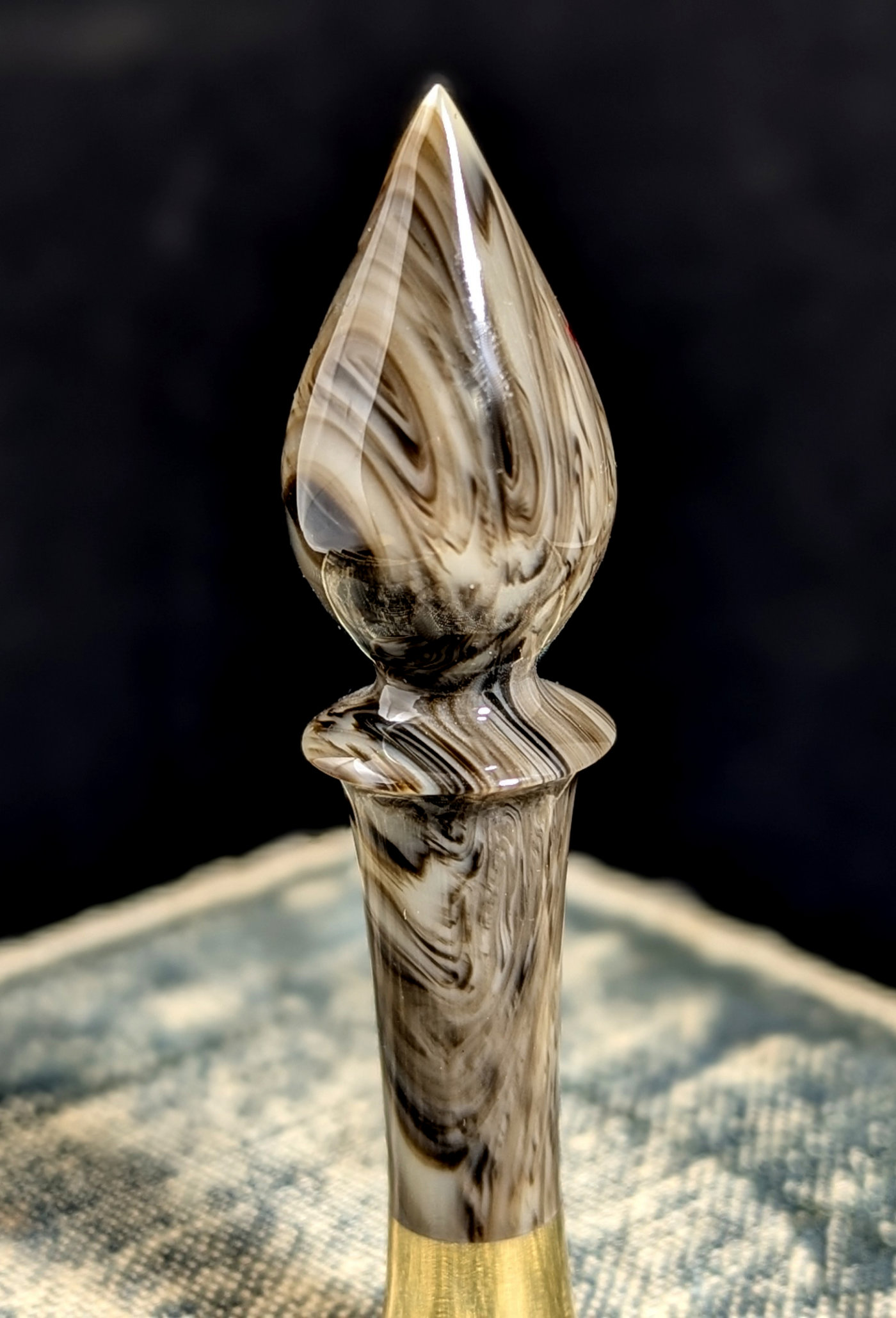 trever-talbert-halloween-tamper-bourre-pipe-laiton-fait-main image 7