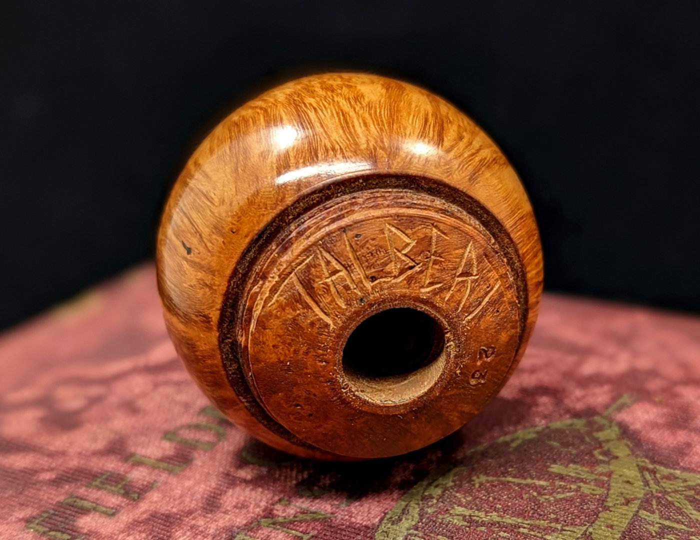 trever-talbert-pipe-bowls-falcon-bowl-2-t-te-bruy-re image 7